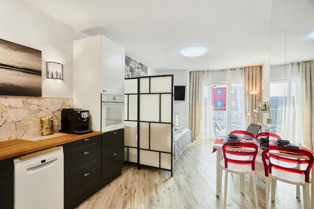 Golden Hour Apartments- Plac Slowianski 36 Świnoujście Εξωτερικό φωτογραφία